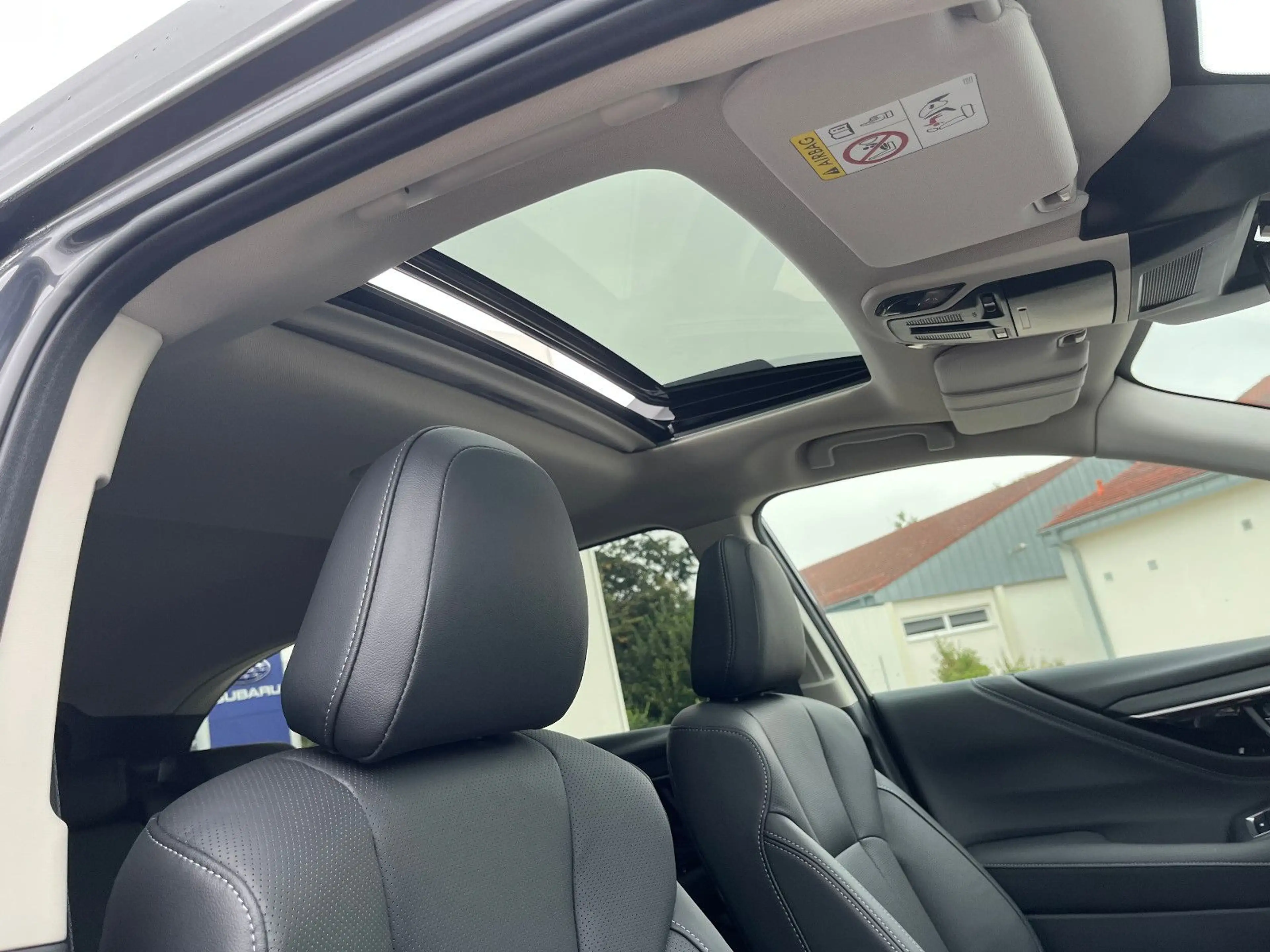 Subaru OUTBACK 2.5 Platinum*ACC*Glasdach*LED*EyeSight* — photo 12