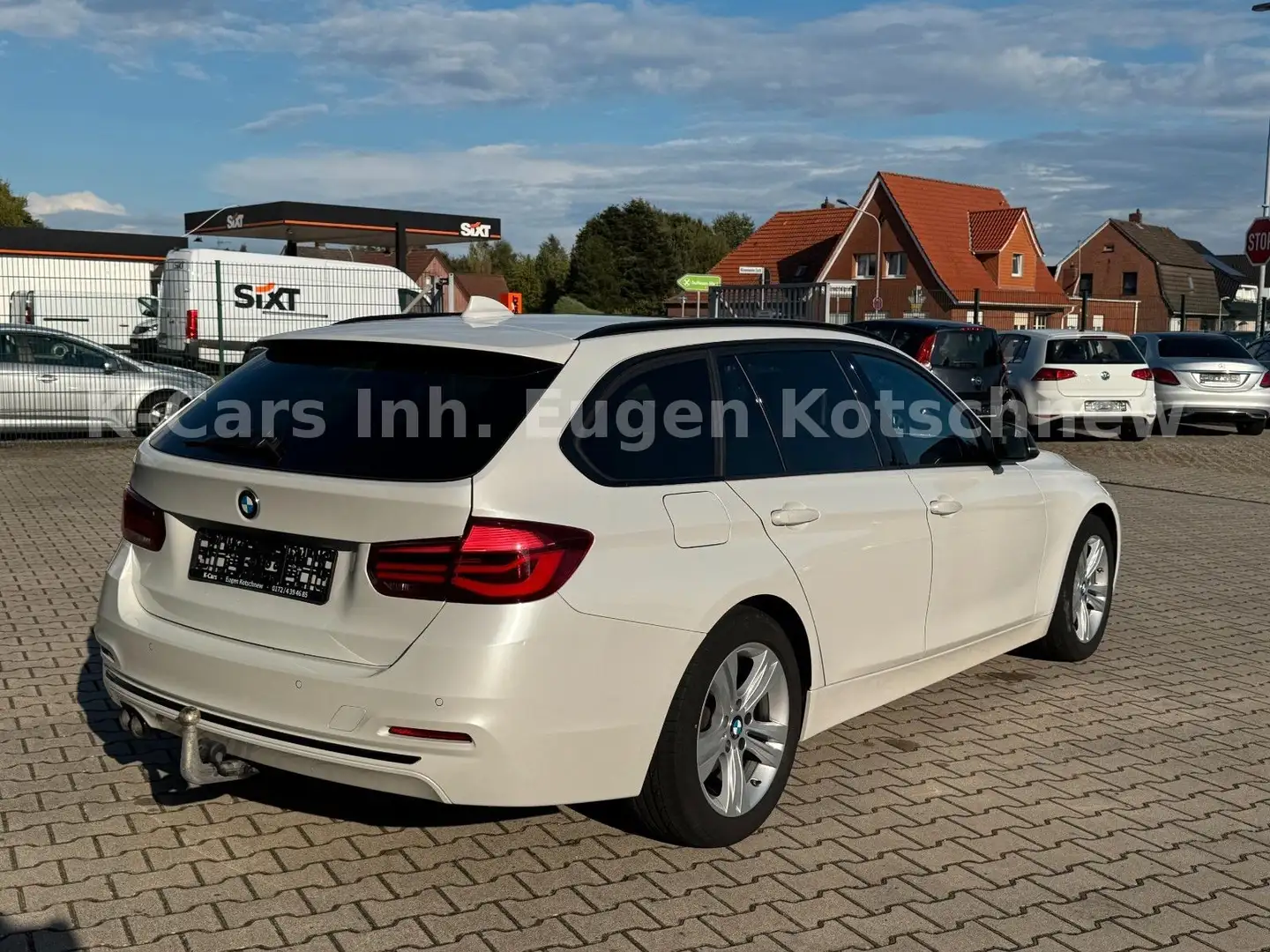 BMW 320 d xDrive M Sport*Pano*Kam*NaviPro*AHK*HeadUp Weiß - 2