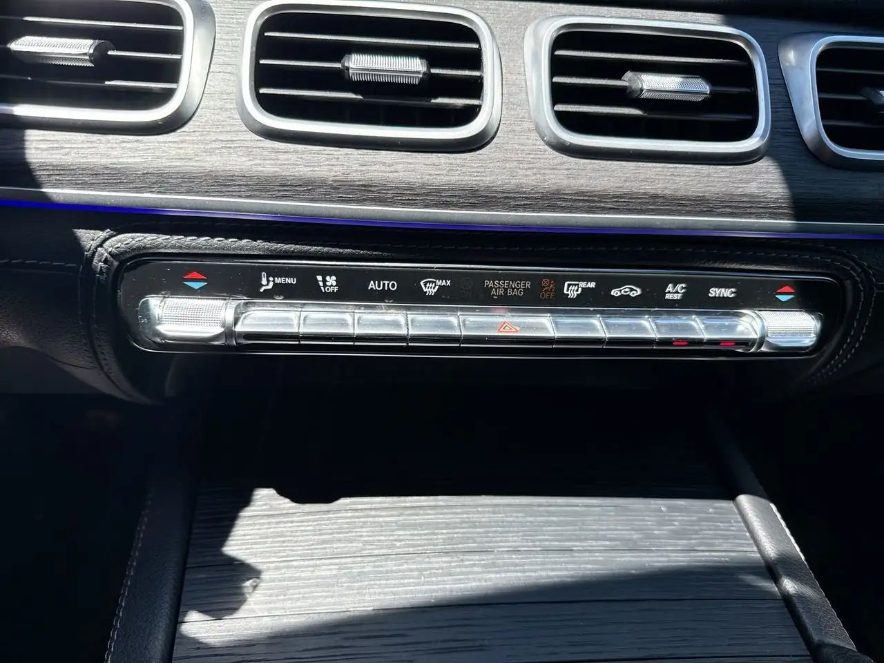 Mercedes-Benz GLE photo Mercedes-Benz GLE