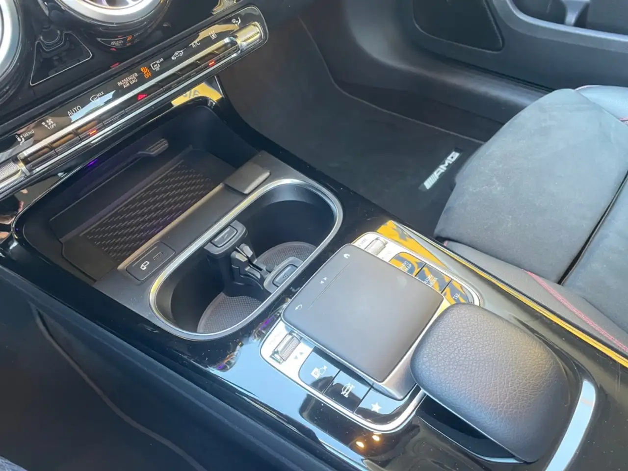 Mercedes-Benz A-Class e Limousine AMG AMG+MBUX+Wide+Cam+LED+Navi, миниатюра 19