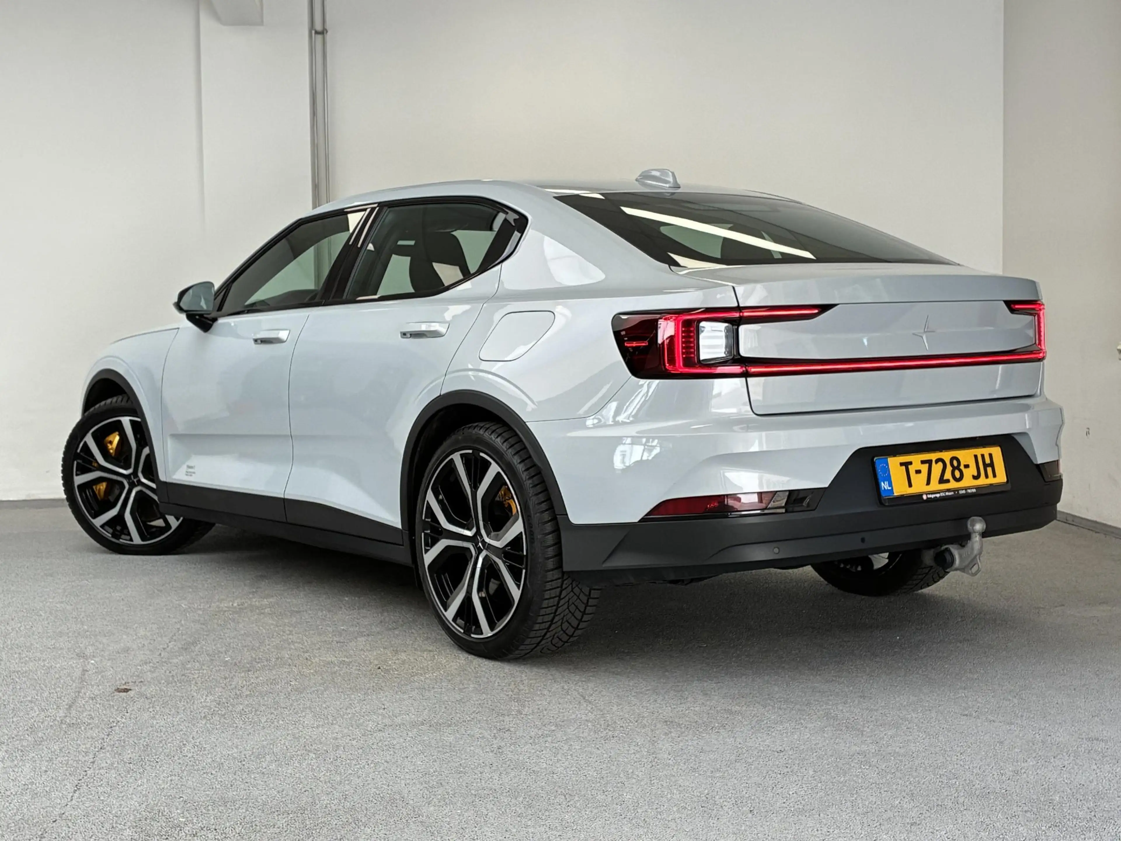 Polestar 2 Long Range Dual Motor Performance 82 kWh | 93%  SO — photo 13