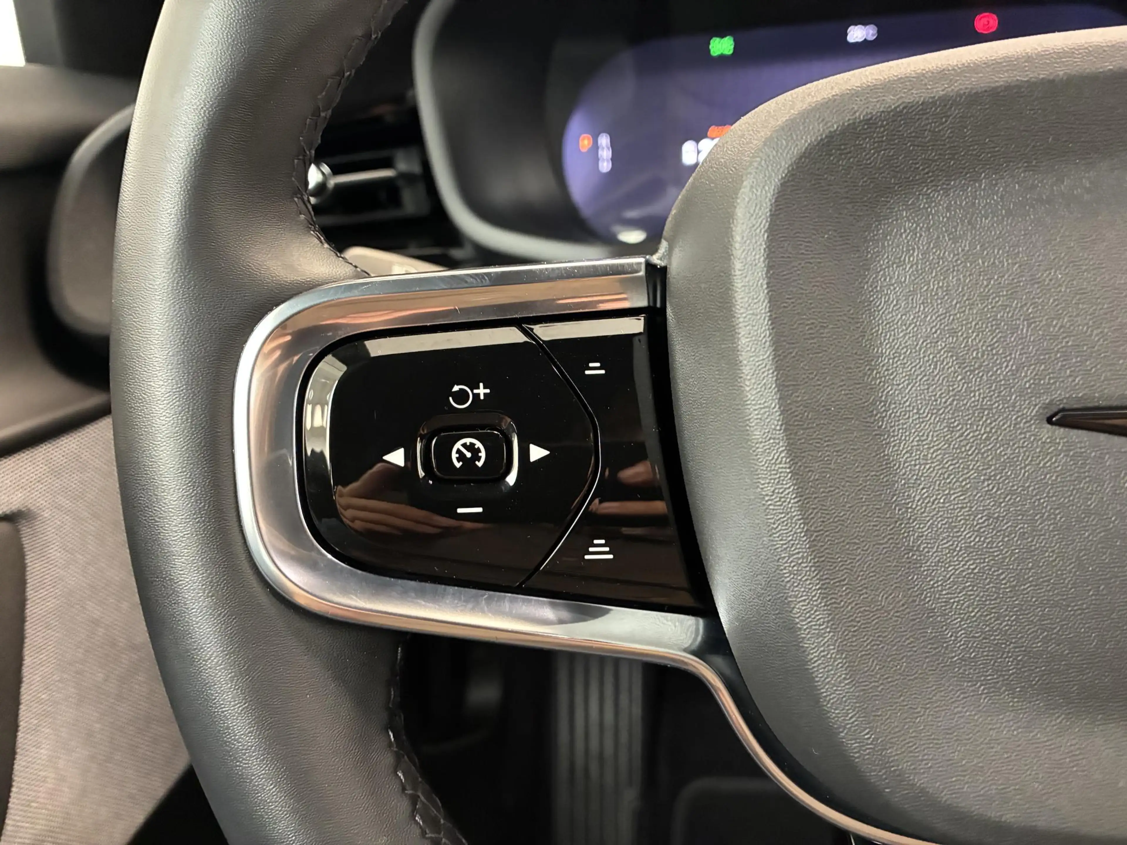 Polestar 2 Long Range Dual Motor Performance 82 kWh | 93%  SO — photo 40