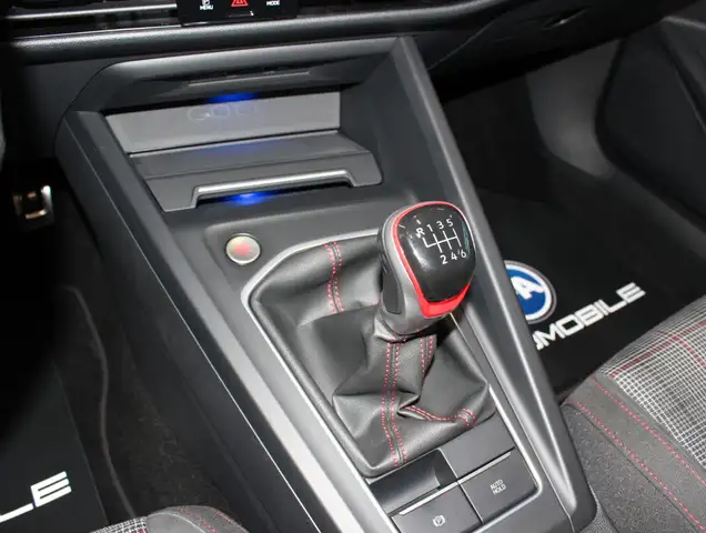 Volkswagen Golf view 15