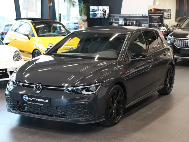 Volkswagen Golf main image