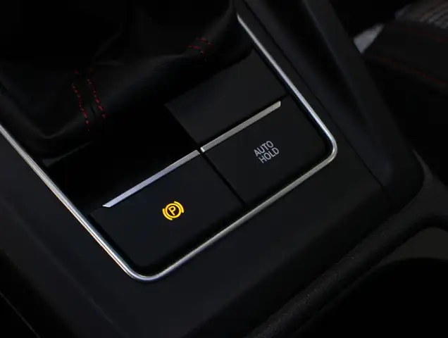 Volkswagen Golf view 18