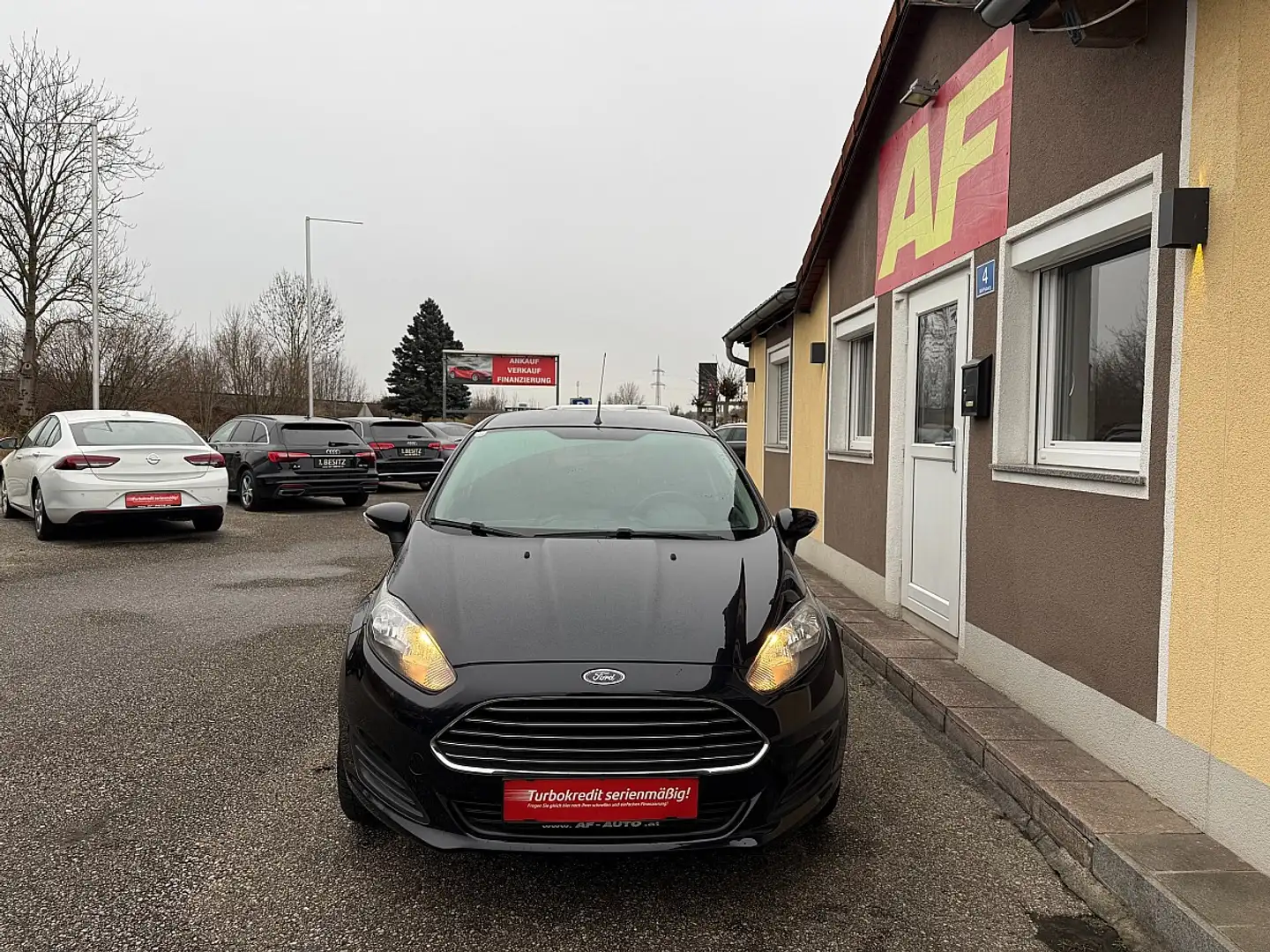 Ford Fiesta Trend 1,25 | *WENIG KM* Schwarz - 2