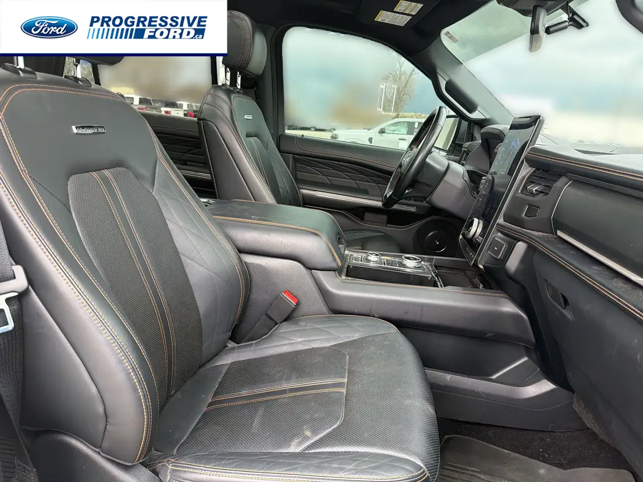 Ford Expedition снимка Ford Expedition