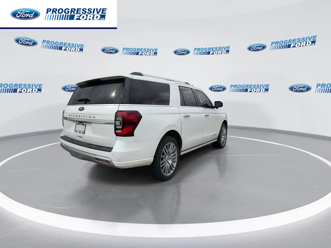 Ford Expedition снимка Ford Expedition