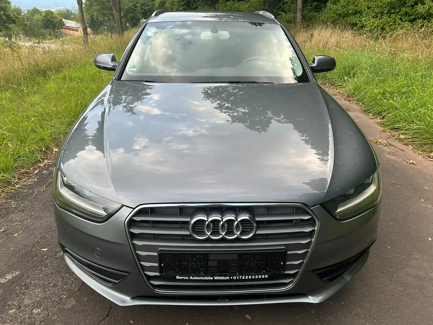 Audi A4 1.8 - Scheckheftgepflegt - 2. Hand - Tüv NEU - Gri - 2