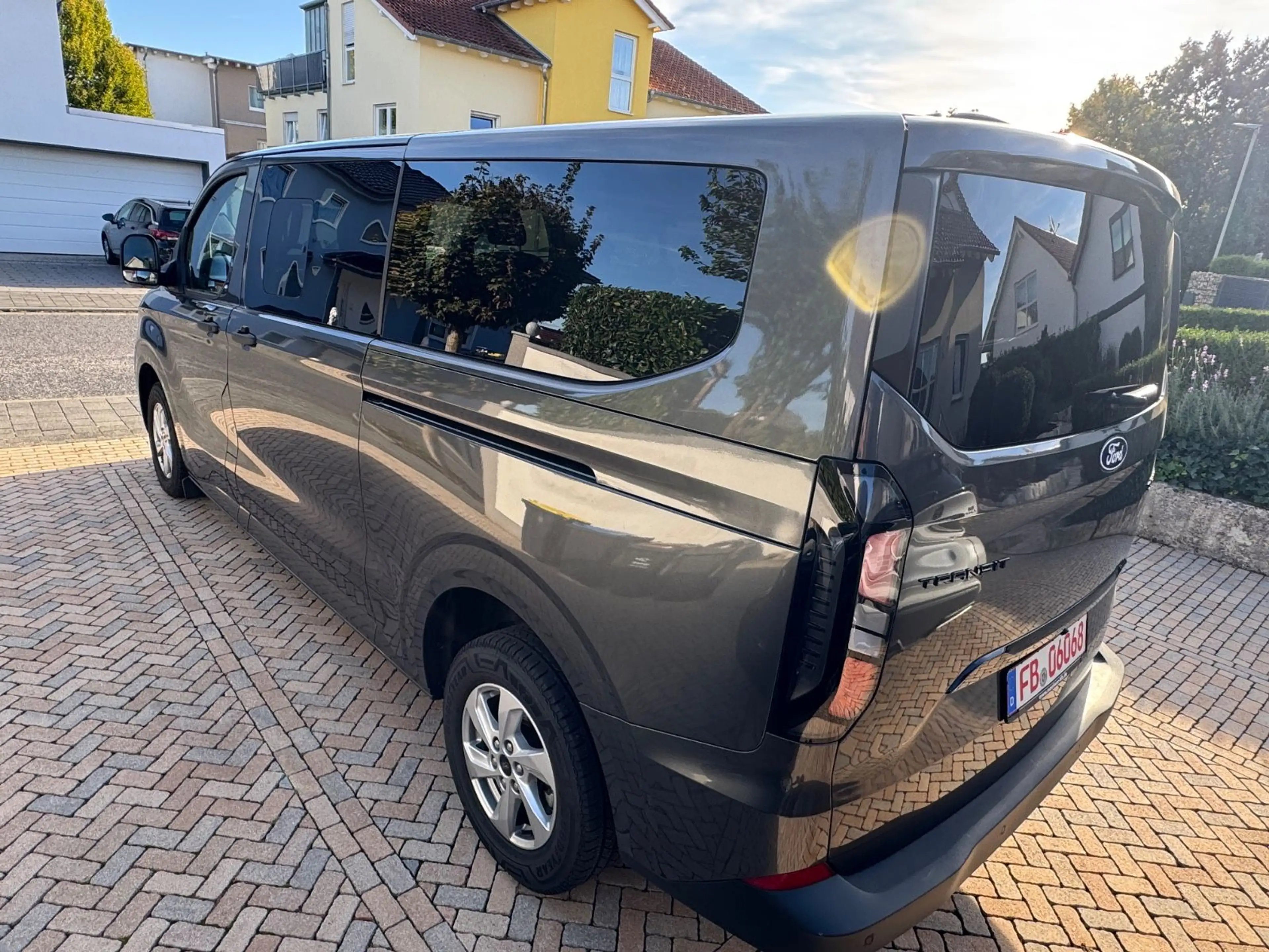 Ford Transit Custom Kombi 320 125 KW Automat.8Sitzer — photo 4