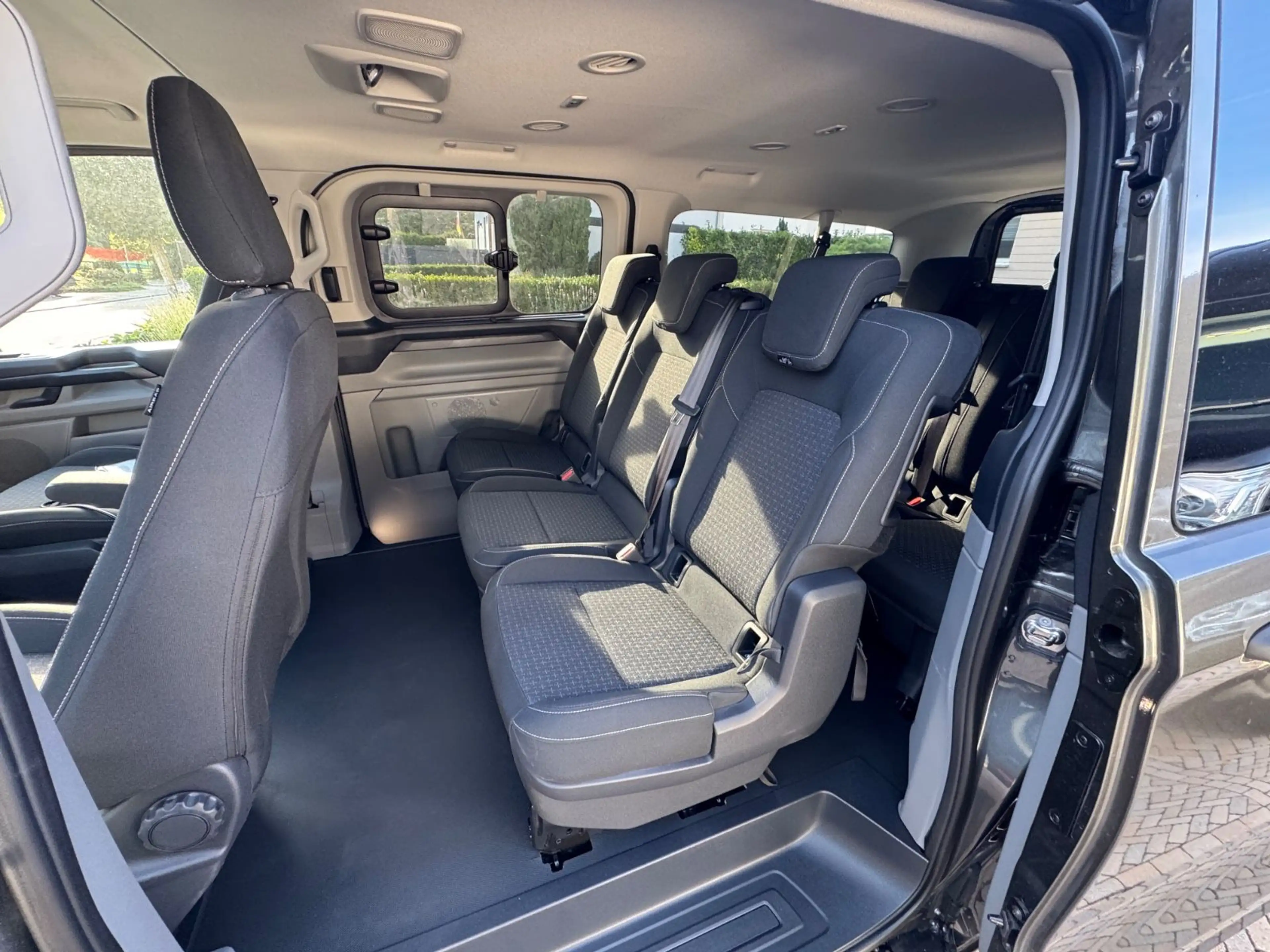 Ford Transit Custom Kombi 320 125 KW Automat.8Sitzer — photo 9