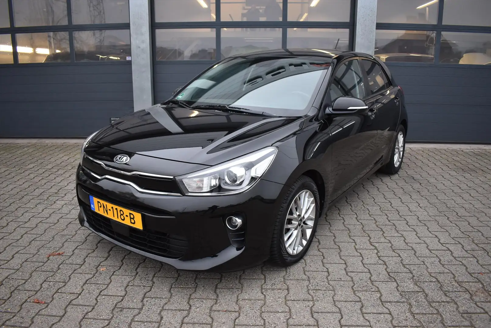 Kia Rio 1.0 T-GDI 100pk DynamicLine Nero - 1