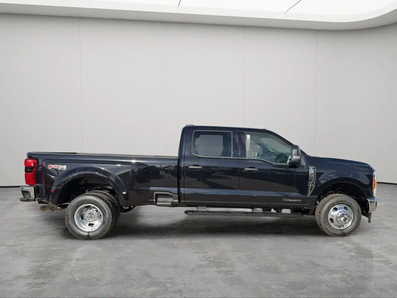 Ford F 350 снимка Ford F 350