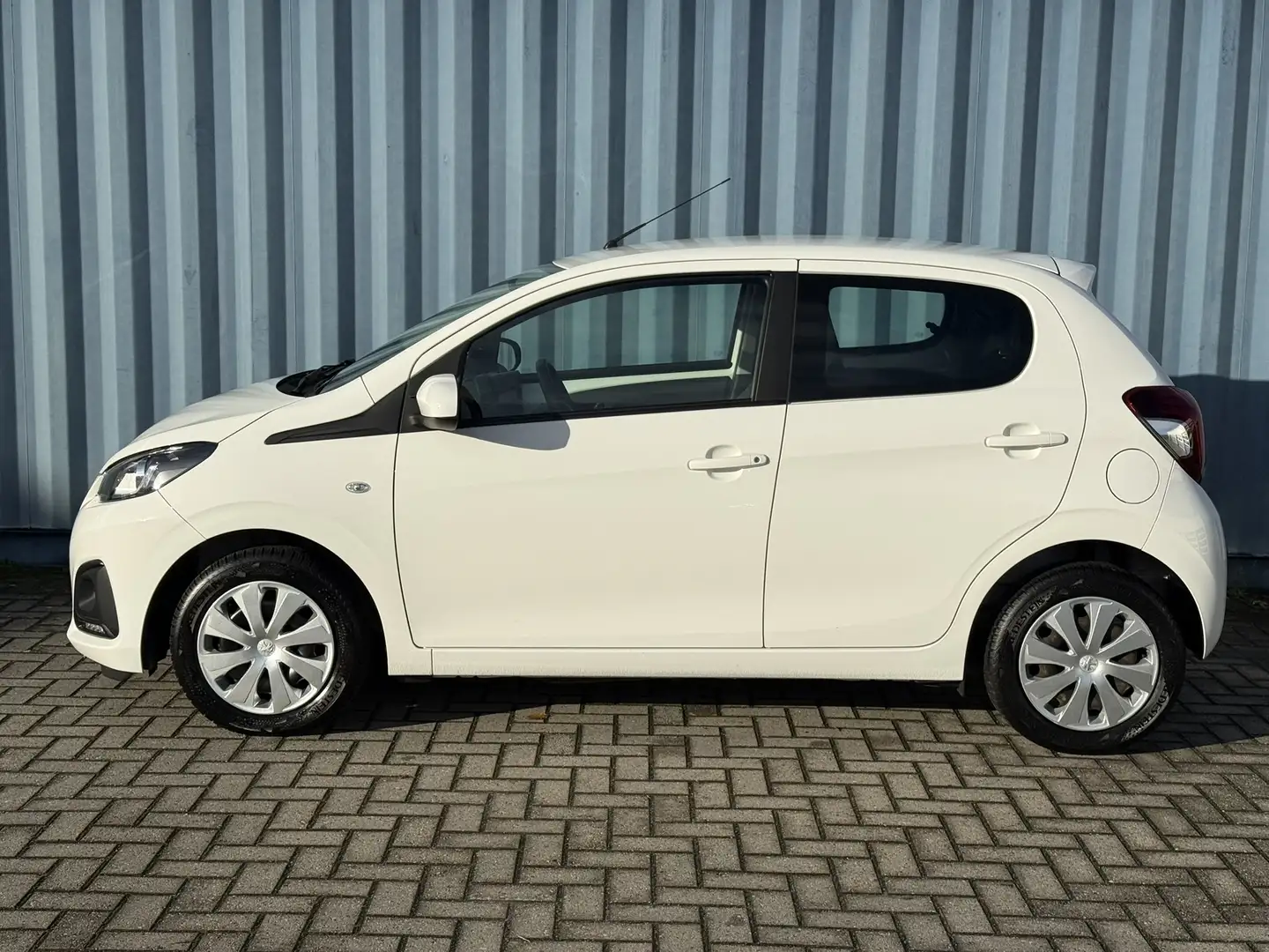 Peugeot 108 1.0 e-VTi Active | Airco | Bluetooth telefoonvoorb Wit - 2