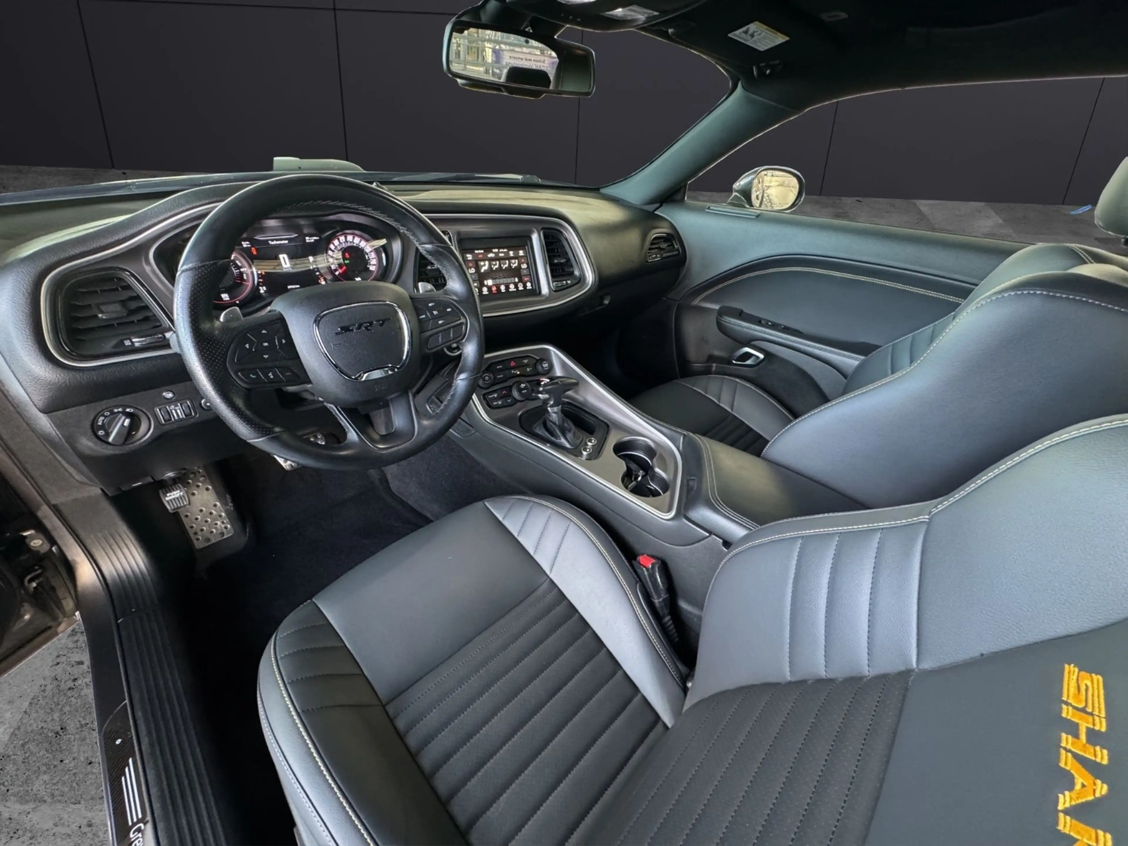 Dodge Challenger 5.7 V8 SRT SHAKER /LEDER/HELLCAT — photo 11