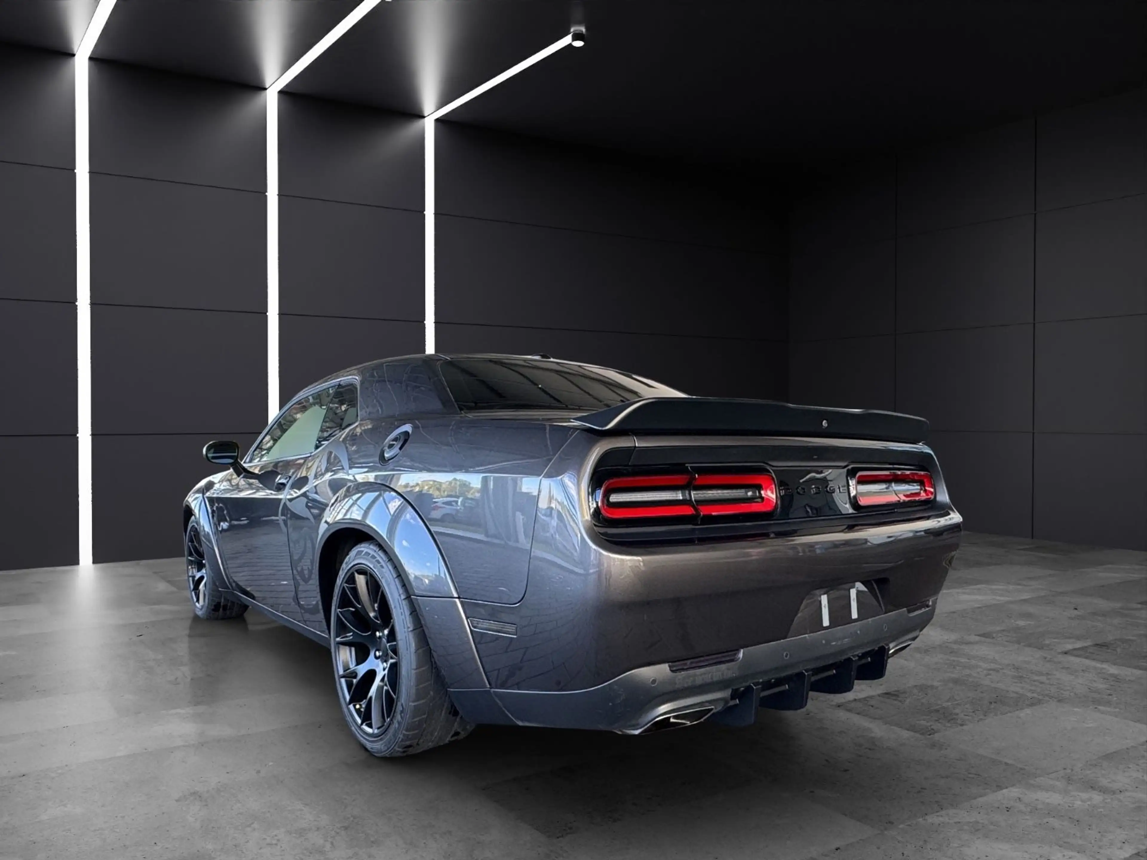 Dodge Challenger 5.7 V8 SRT SHAKER /LEDER/HELLCAT — photo 5
