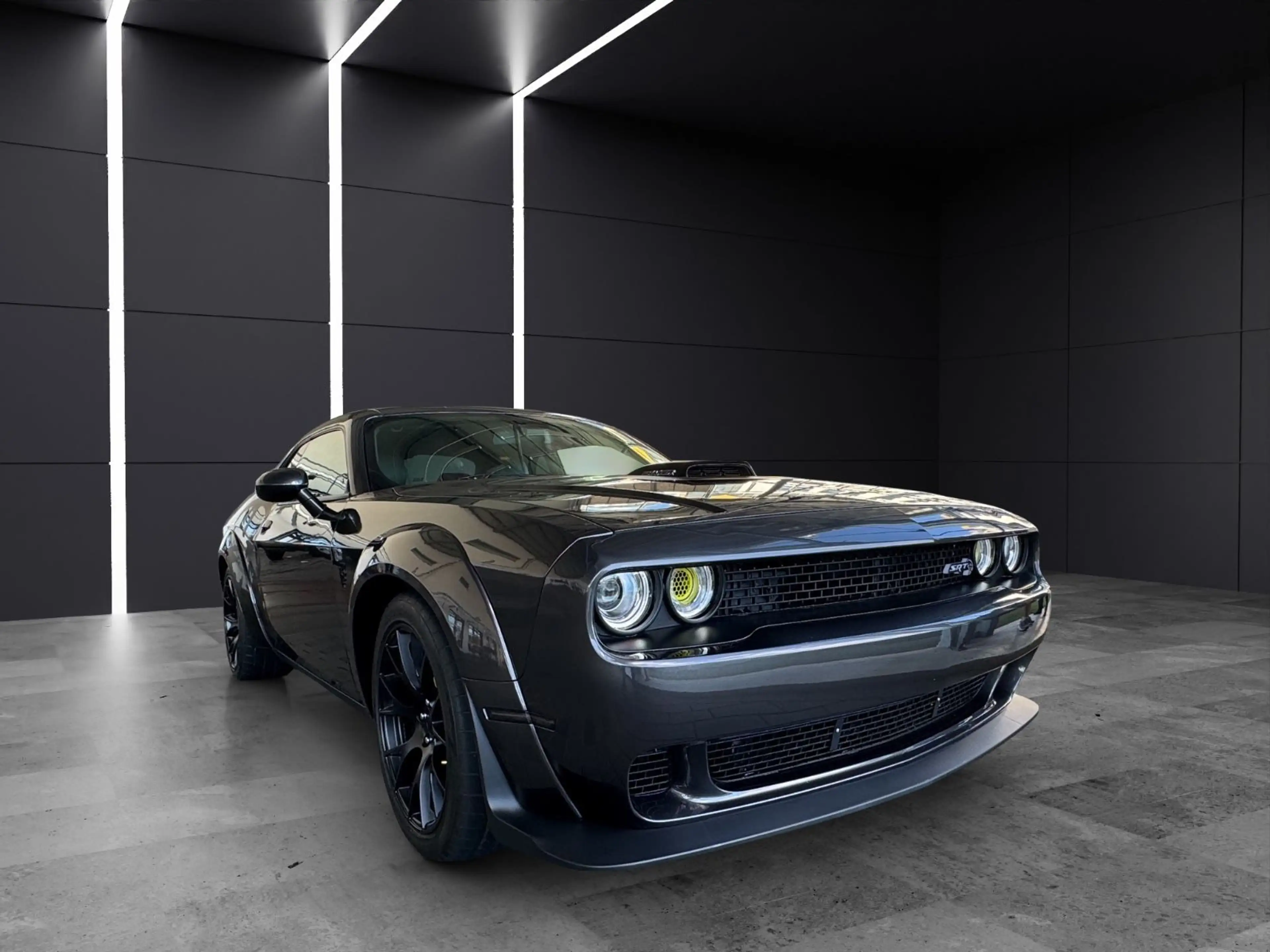 Dodge Challenger 5.7 V8 SRT SHAKER /LEDER/HELLCAT — photo 3
