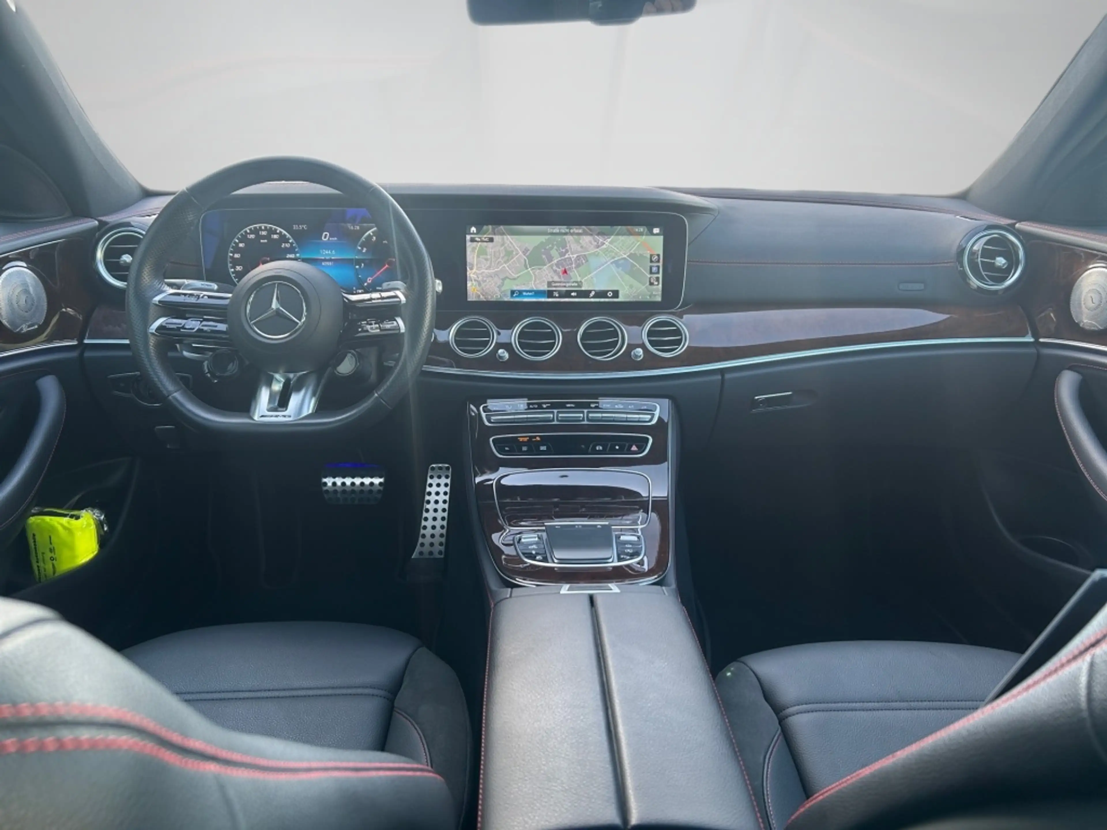 Mercedes-Benz E 53 AMG E 53 T AMG 4M+ DISTRO 360 PANO NIGHT MEMORY HUD — photo 12