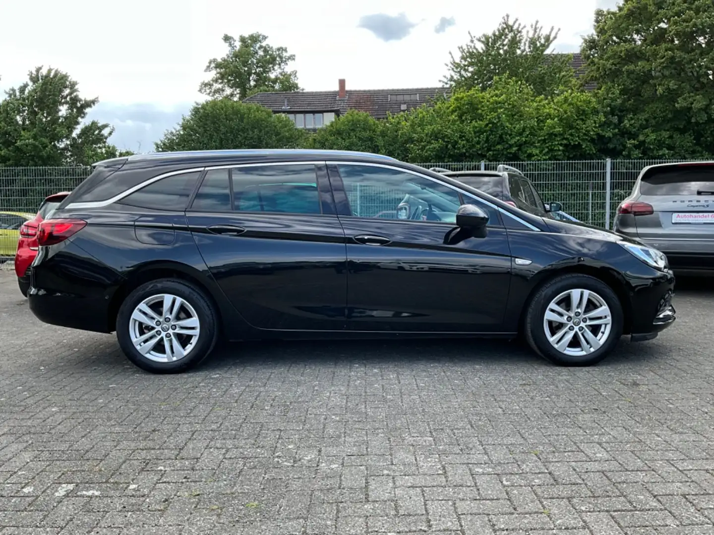 Opel Astra K Kombi. 5-trg. Selection*Navi*KlimaT*Mult Zwart - 1