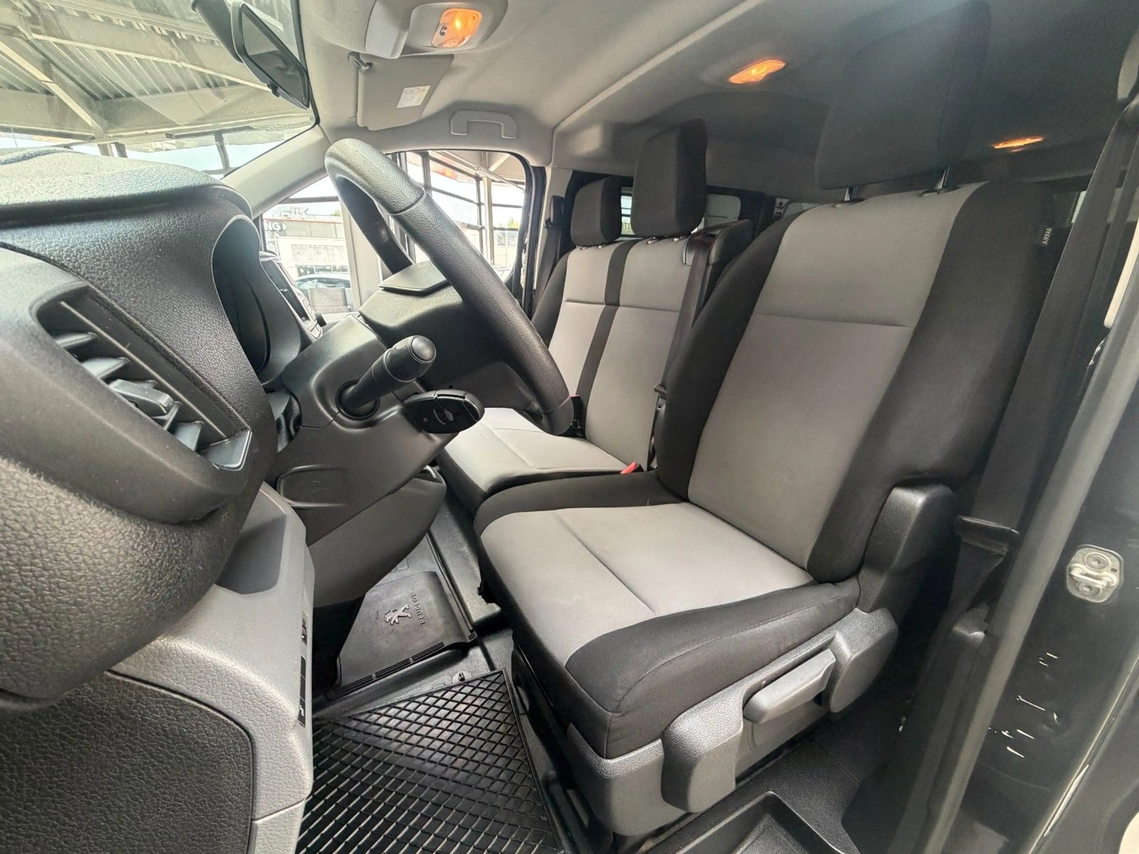Peugeot Expert Kombi L2 — photo 14