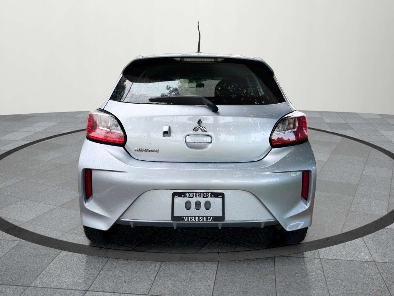 2024 Mitsubishi Mirage ES CVT — photo 5