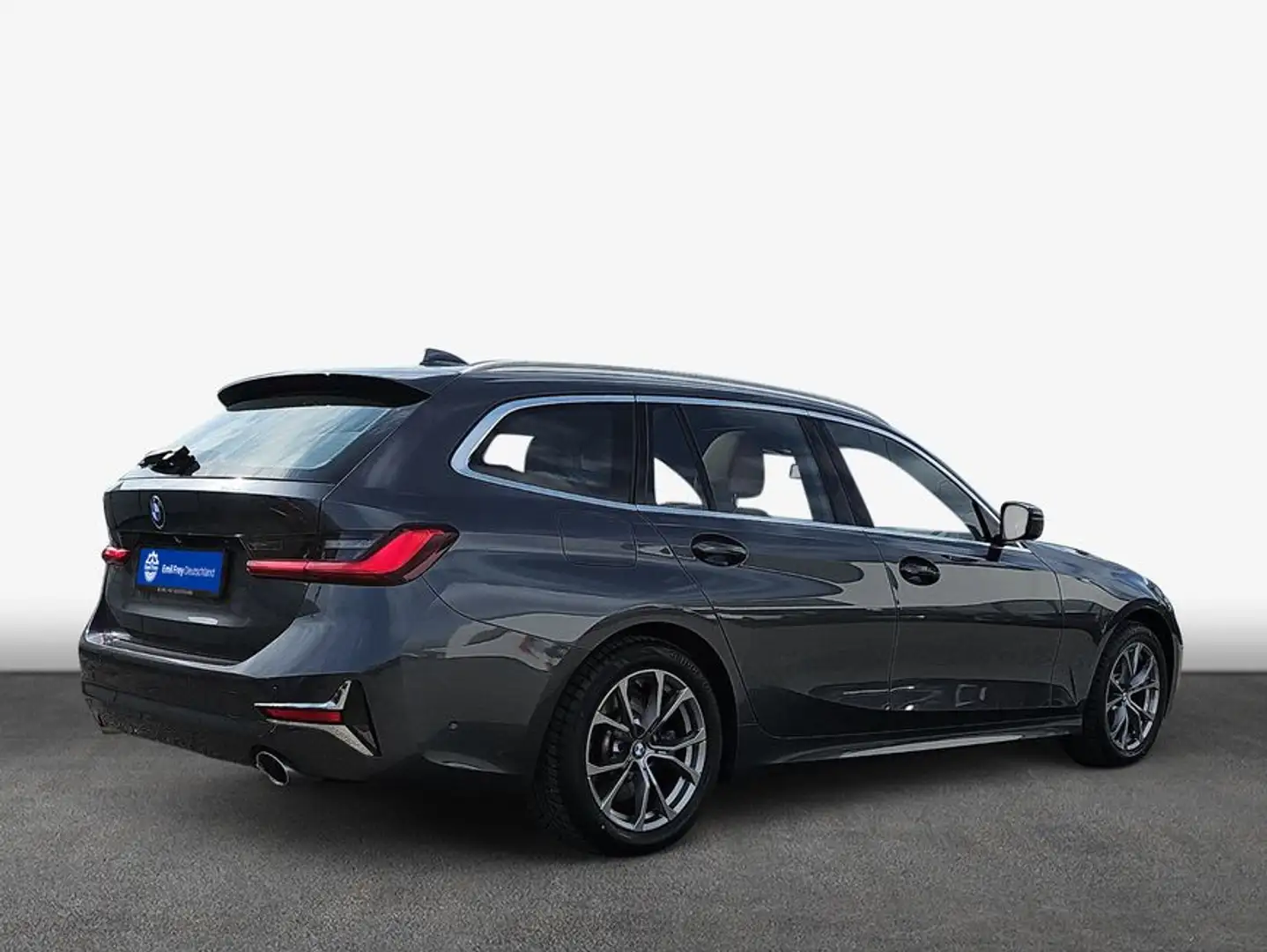BMW 330 d Touring Aut. Luxury Line Grau - 2