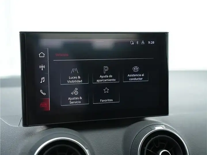 Audi Q2 2025, foto 13
