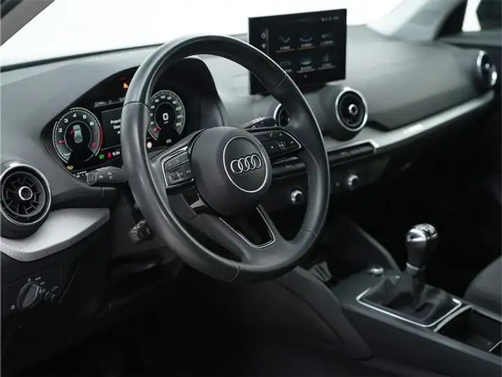 Audi Q2 2025, foto 19