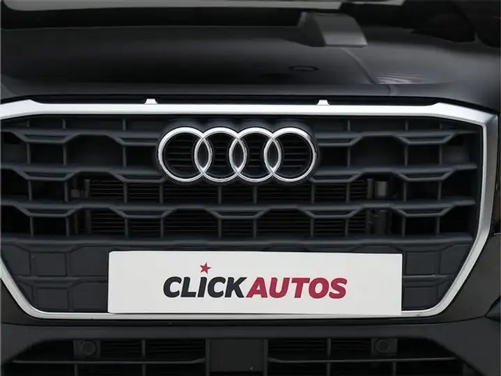 Audi Q2 2025, foto 24