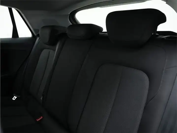 Audi Q2 2025, foto 21
