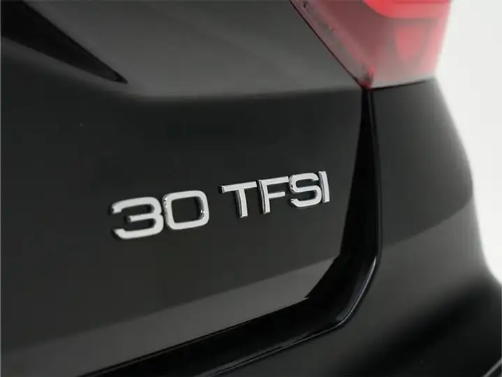Audi Q2 2025, foto 26