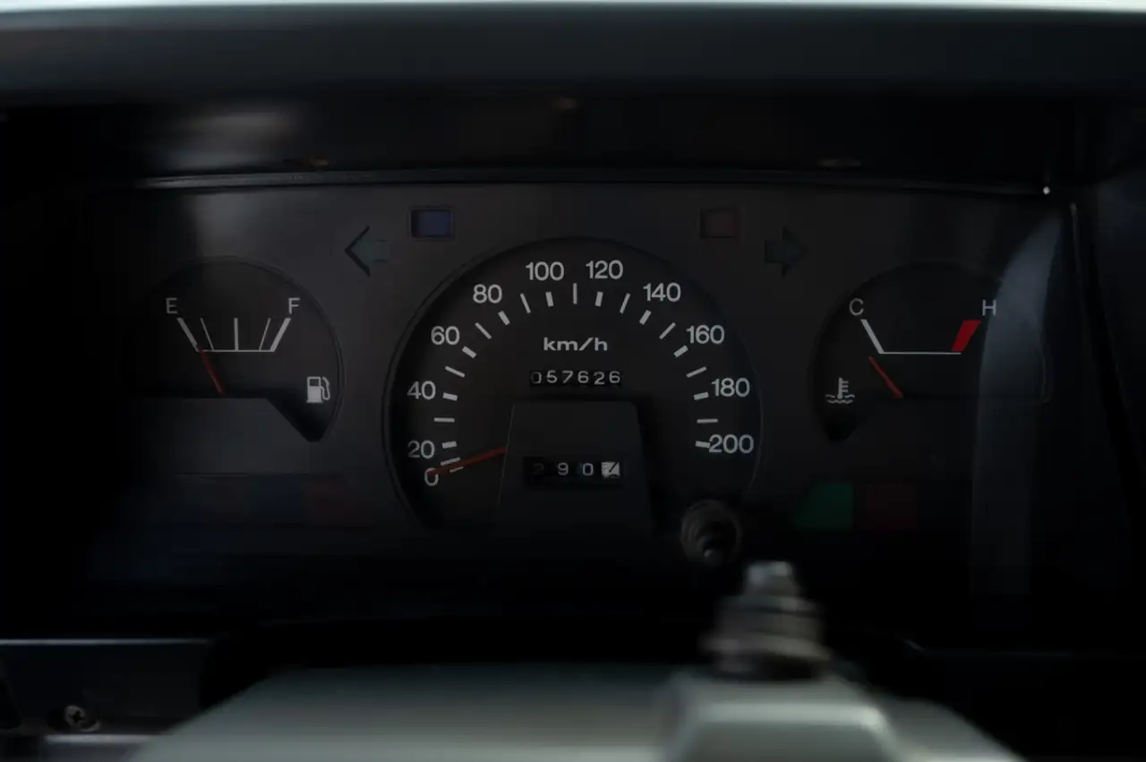 Toyota Land Cruiser FZJ73, foto 8