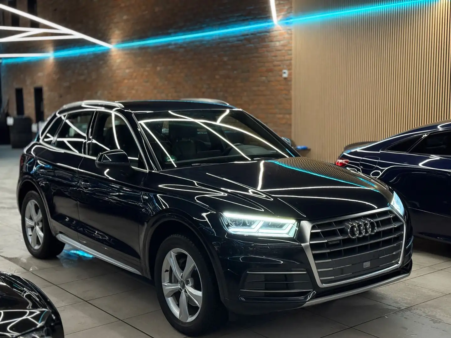 Audi Q5 Sport*3X S-Line*1 HAND*Virtual*MATRIX*RFK*AHK Blau - 1