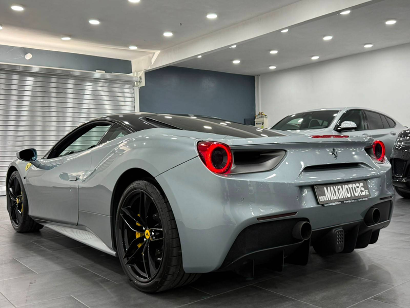 Ferrari 488 GTB 3.9 Turbo V8 F1 1owner Full Ferrari Service Lift Full Options — photo 10