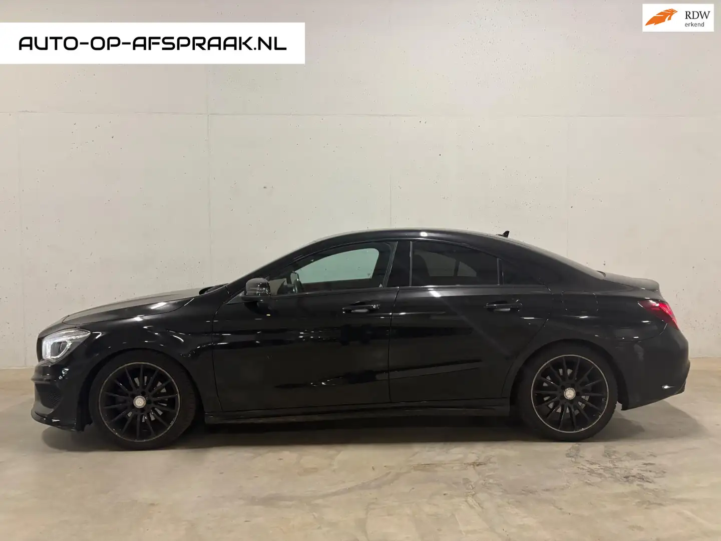 Mercedes-Benz CLA 200 AMG Automaat Navi Leer Airco Zwart - 1