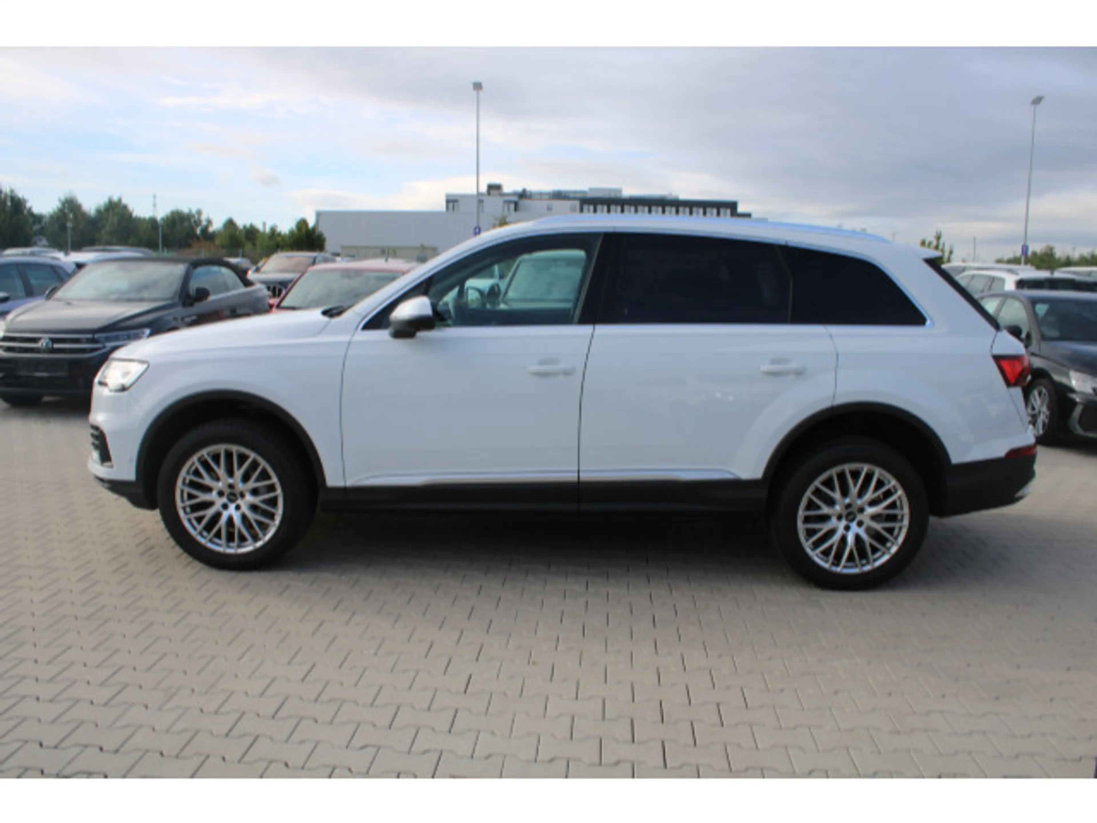 Audi Q7 55 TFSI quattro Tiptronic AHK/Pano/ACC — photo 8