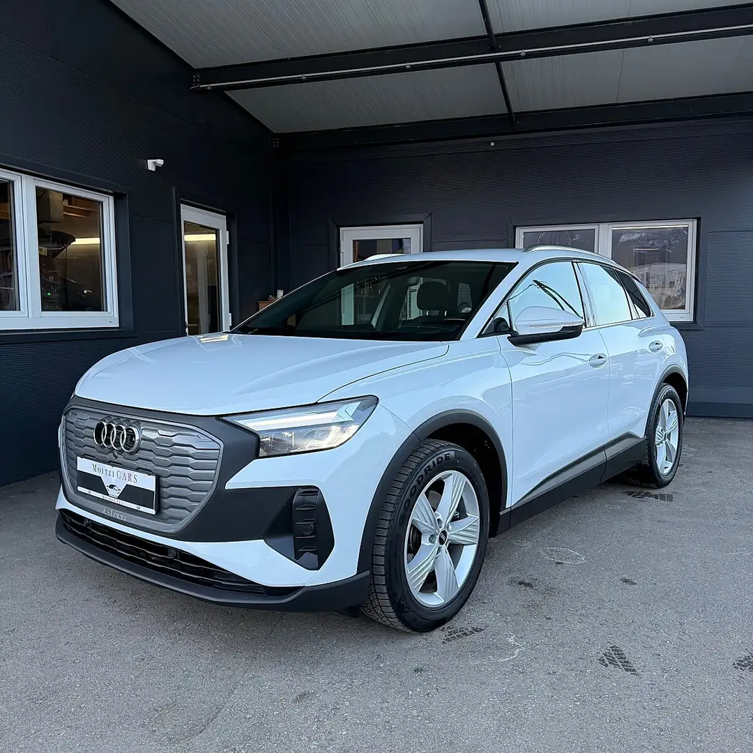 Audi Q4 e-tron Q4 35 e-tron 125kW Weiß - 1