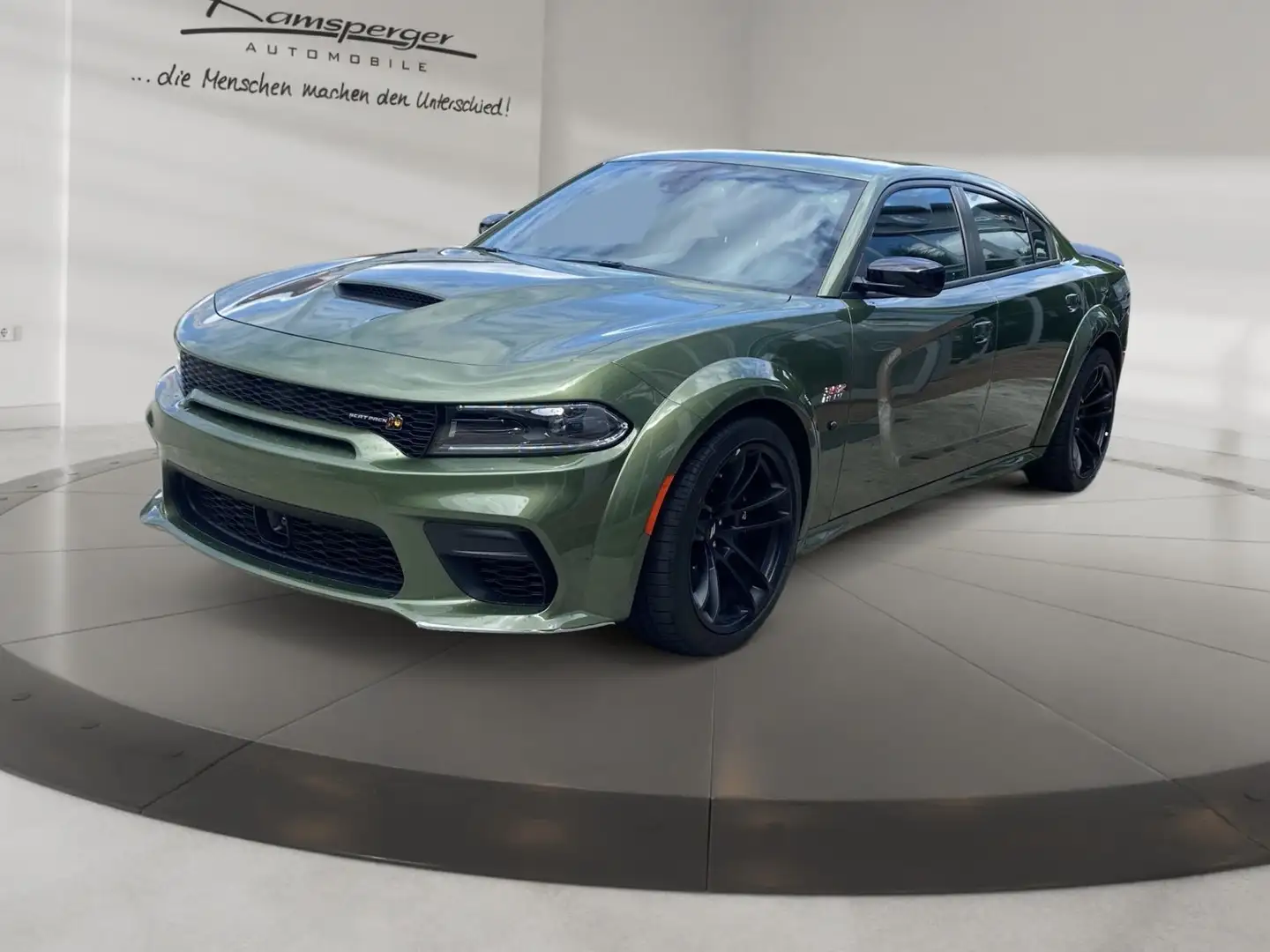 Dodge Charger Dodge Charger Scat Pack Widebody 6.4l V8 Zelená - 2
