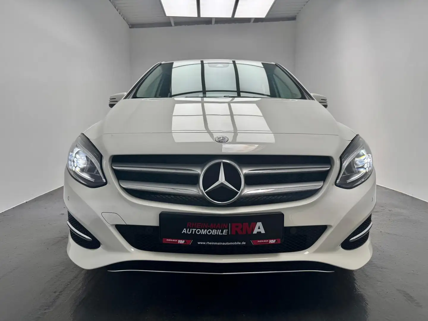 Mercedes-Benz B 200 Urban1.6+NAVI+PDC+LED+KLIMA+KEYLESS+ Wit - 2