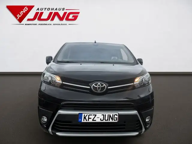 Toyota Proace view 11