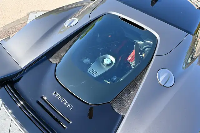 Ferrari Testarossa view 15