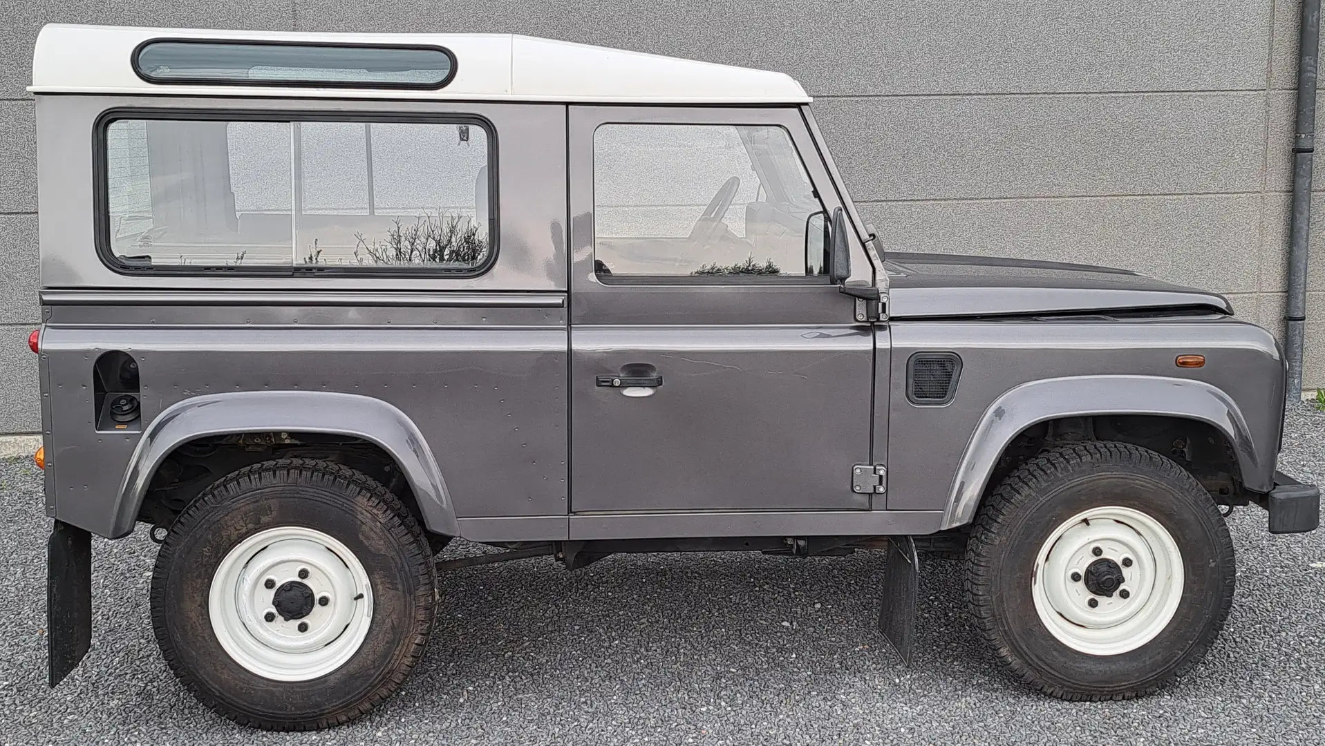 Land Rover Defender 2.5+Td5 Gris - 2