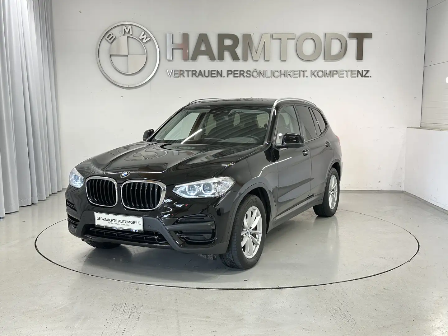 BMW X3 xDrive20d *Modell Advantage* Schwarz - 2