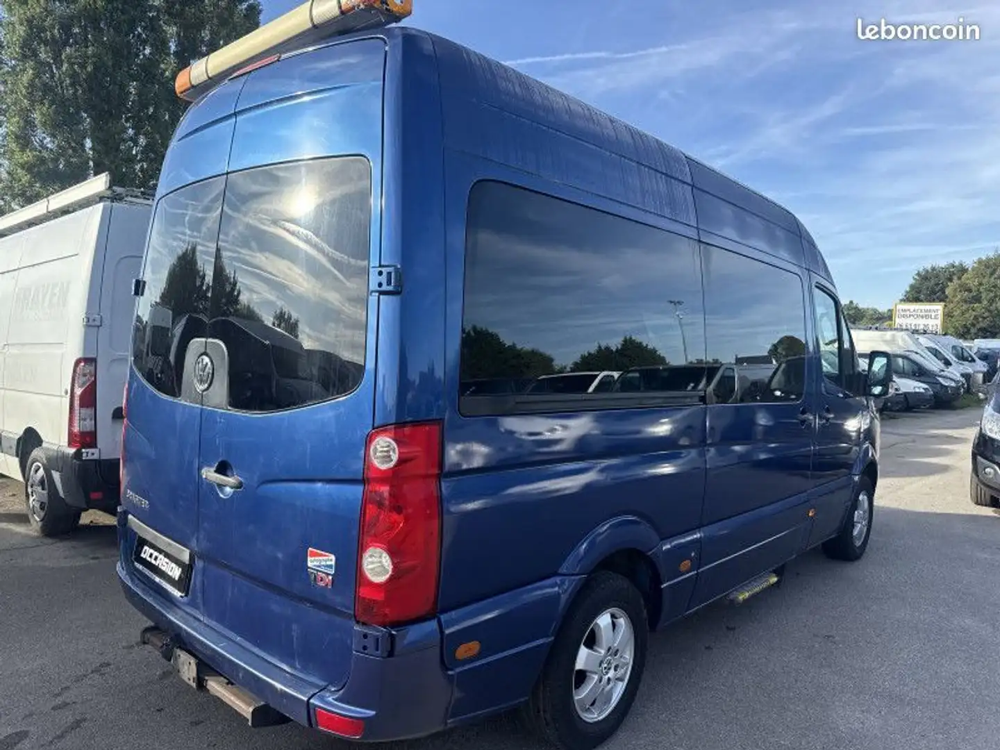 Volkswagen Crafter FG 35 2.5 TDI 136CH 3665 CLIM HAUT Bleu - 2