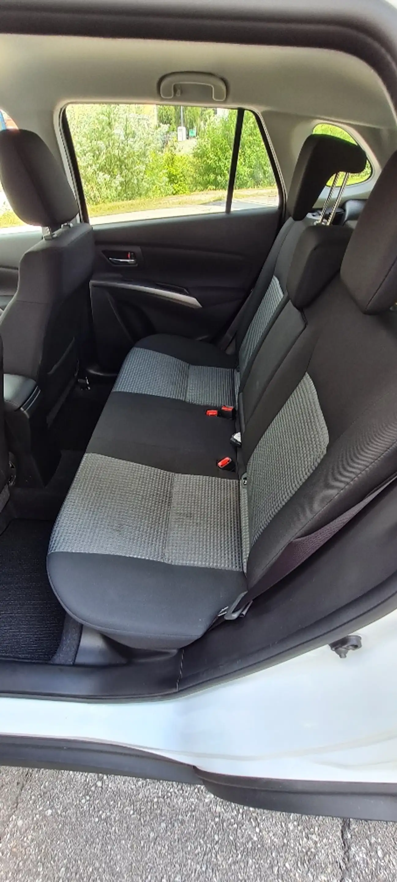 Suzuki S-Cross S-Cross 1,4 Hybrid ALLRAD Shine — photo 11