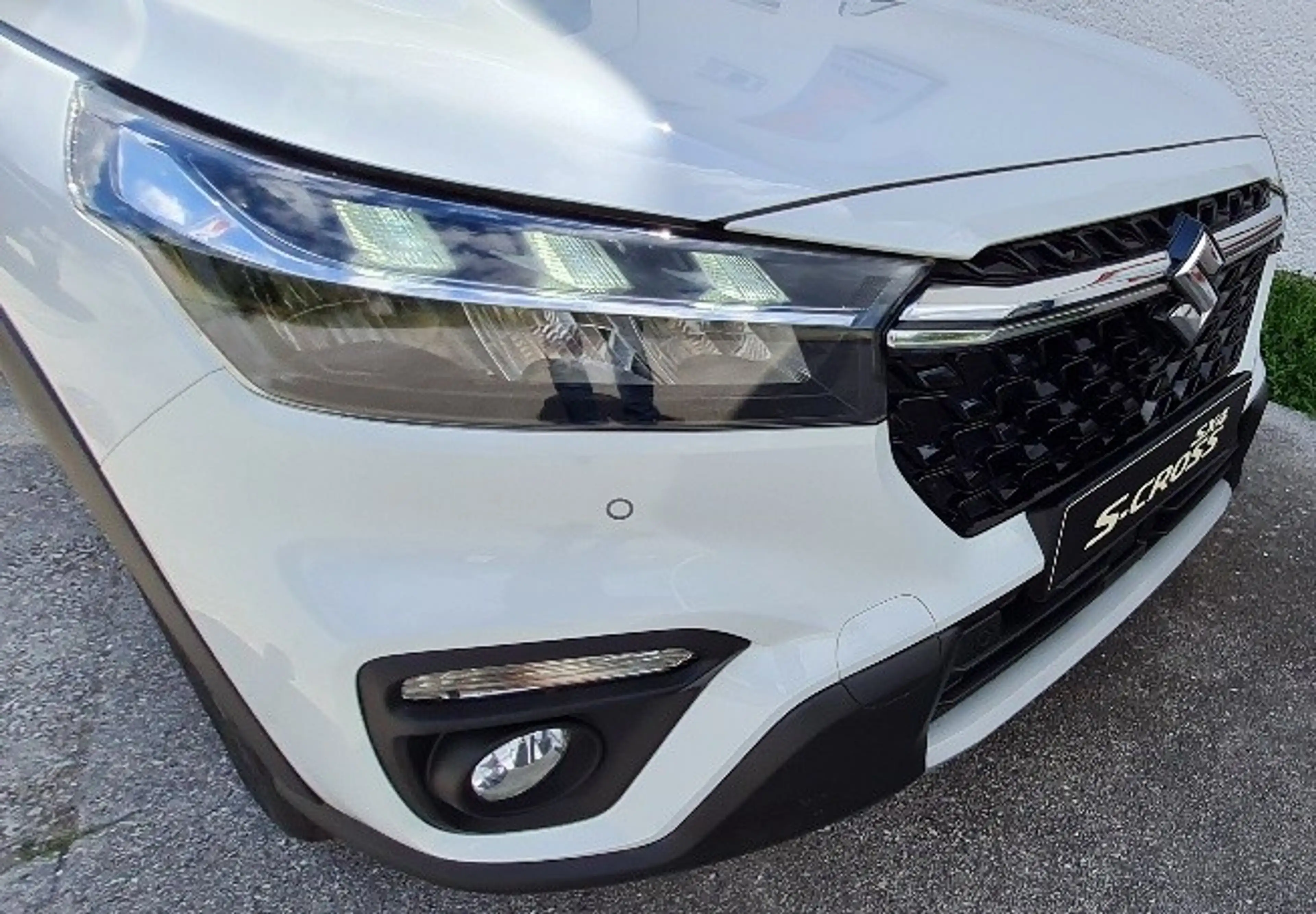 Suzuki S-Cross S-Cross 1,4 Hybrid ALLRAD Shine — photo 6