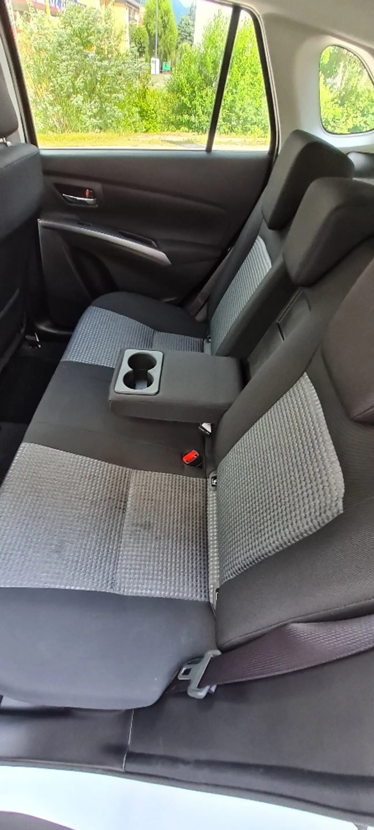Suzuki S-Cross S-Cross 1,4 Hybrid ALLRAD Shine — photo 12