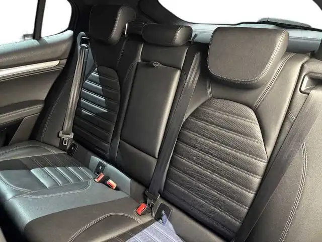Alfa Romeo Stelvio view 9