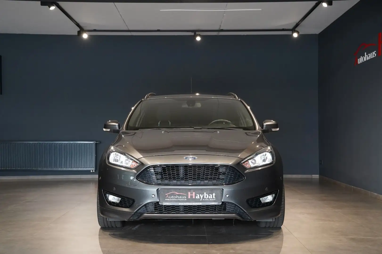 Ford Focus Turnier ST-Line Ahk-Temp-Shz-Pdc - 2