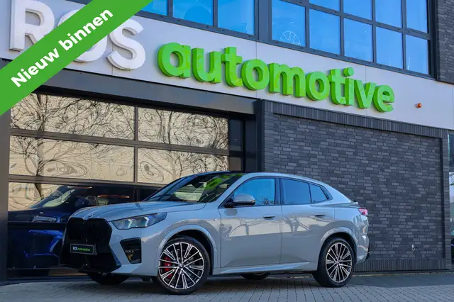 BMW X2 sDrive20i M-Sport | NIEUWSTAAT! | BTW | PANO | HUD
